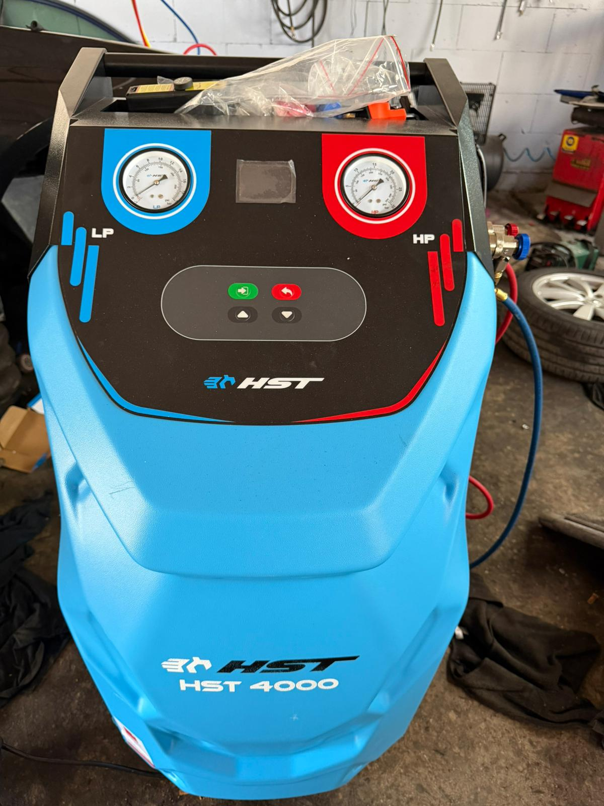 Stacja klimatyzacji HST 4000 - Fast Garage Płock